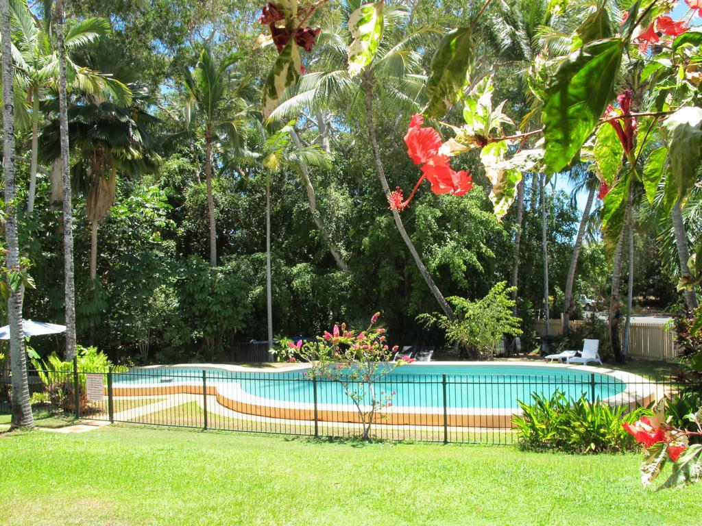 Villa Marine Holiday Apartments Cairns Yorkeys Knob Bagian luar foto