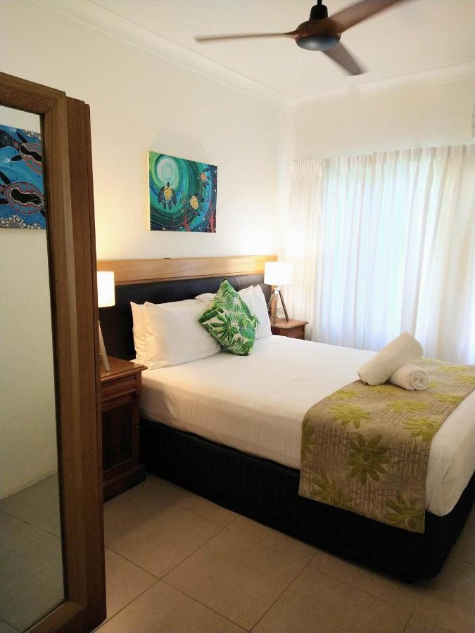 Villa Marine Holiday Apartments Cairns Yorkeys Knob Bagian luar foto